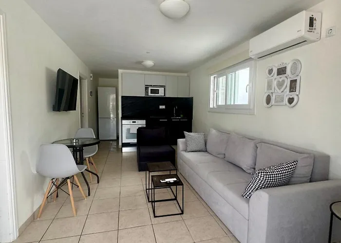 Chakalaka Semesteranläggning (resort) 3*