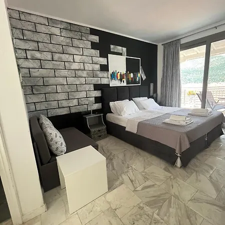 Resort Chakalaka Vlikhón