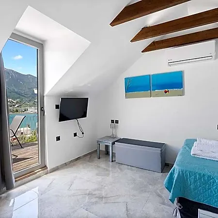 Chakalaka Resort Vlikhón